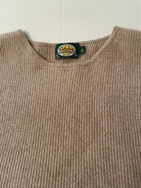 Cabela's Unisex Cashmere Crewneck Sweater in Beige
